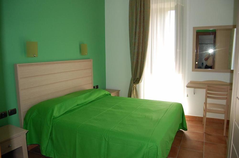 Agriturismo Parra Santa Lucia del Mela المظهر الخارجي الصورة