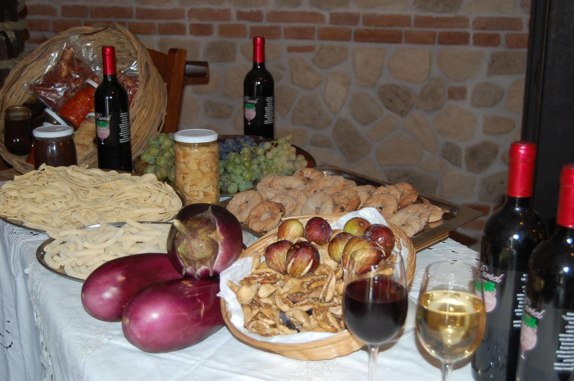 Agriturismo Parra Santa Lucia del Mela المظهر الخارجي الصورة