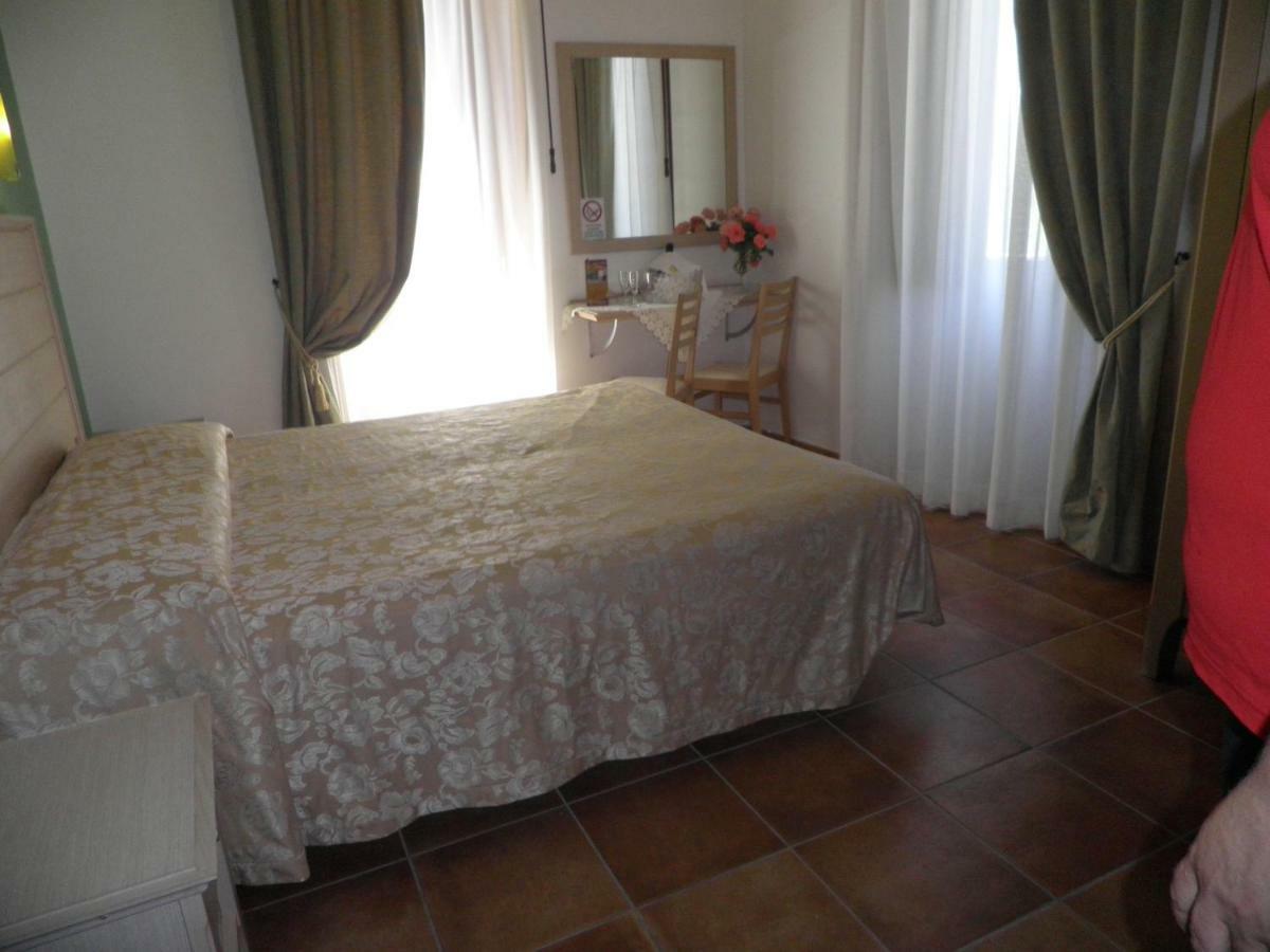 Agriturismo Parra Santa Lucia del Mela المظهر الخارجي الصورة